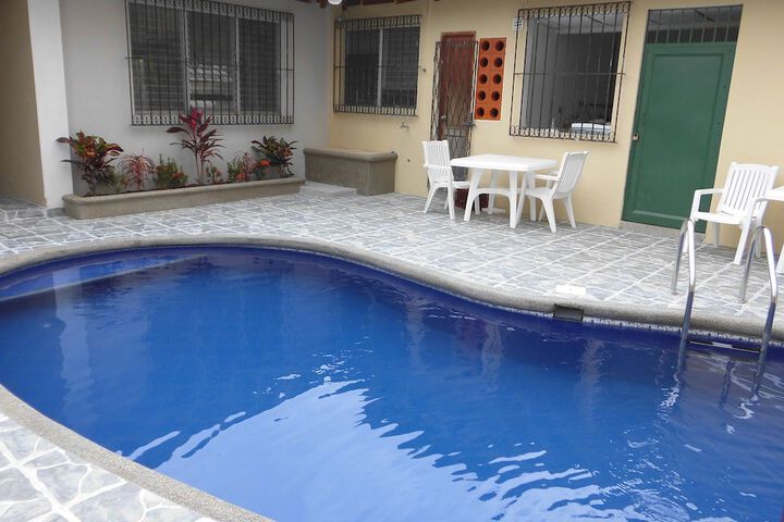 Pool 84 of 135