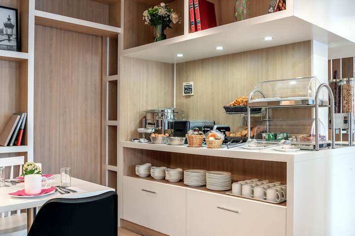 Dining Photos