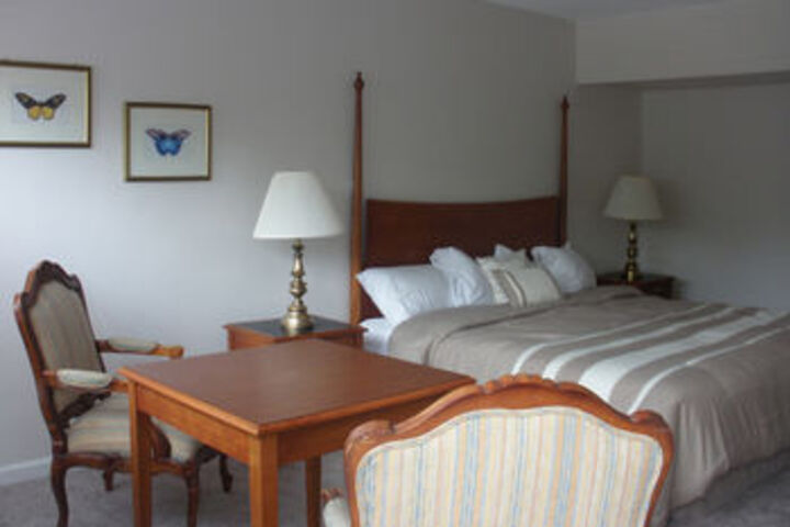 Room 14 of 40