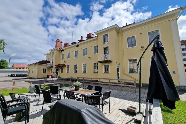 Sundeck 67 of 69