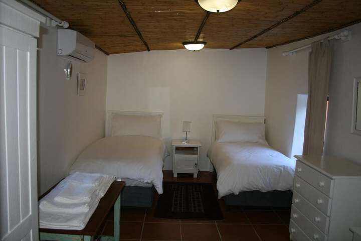 Room 5 of 33