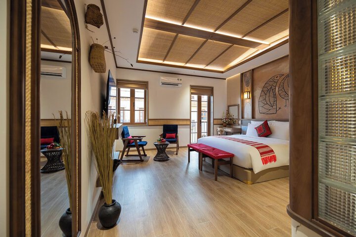 Room 16 of 40