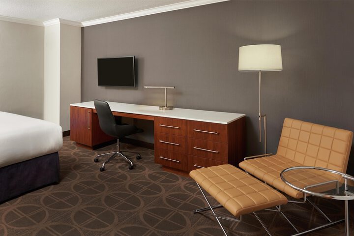 Room 22 of 80