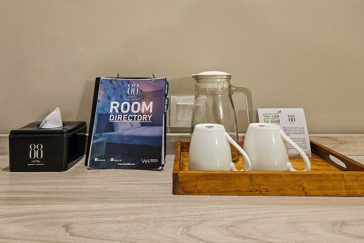 Room 28 of 63