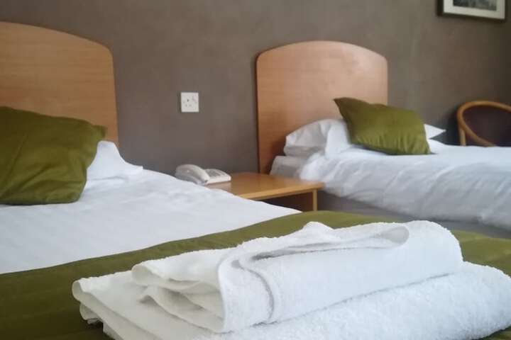 Room 2 of 42