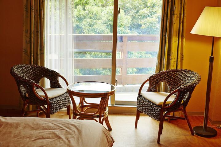 Room 5 of 24