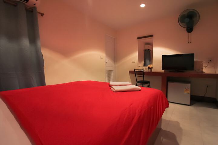 Room 13 of 31