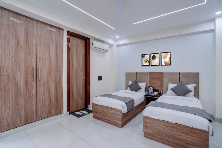 Room 26 of 47