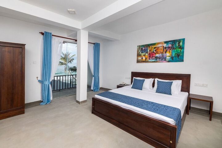 Room 2 of 12