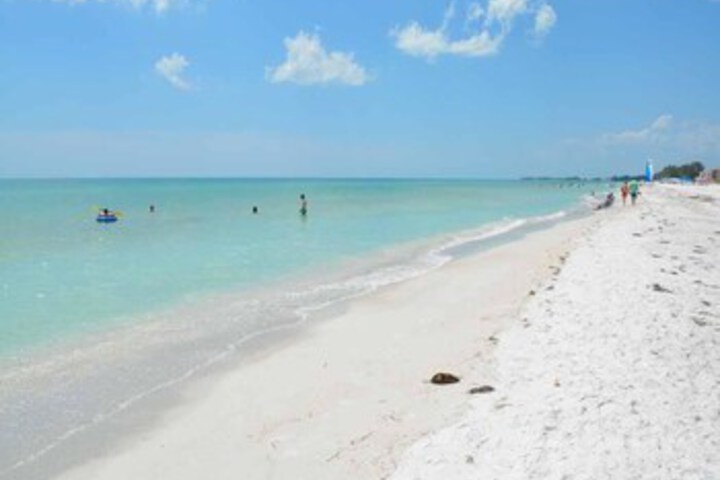 Photo of Beach House Resort 1 by RedAwning
