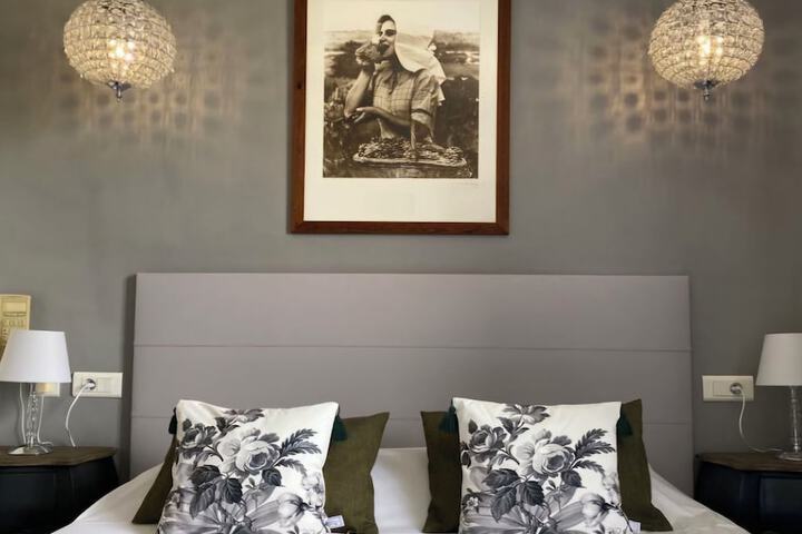 Room 47 of 123