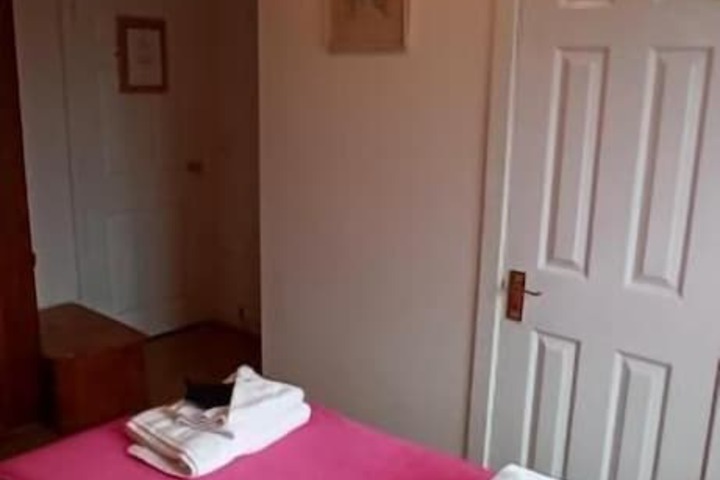 Room 5 of 46