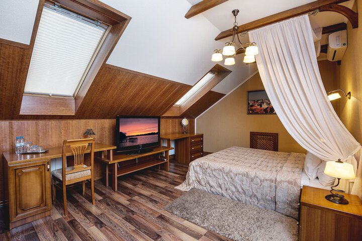 Room 21 of 63