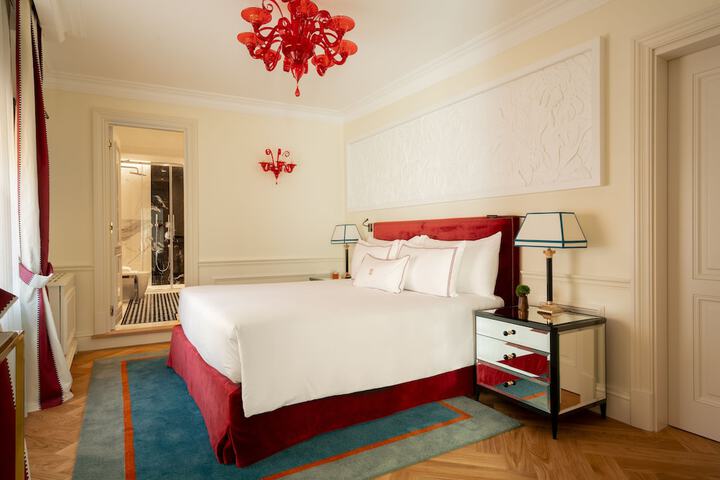 Room 56 of 90