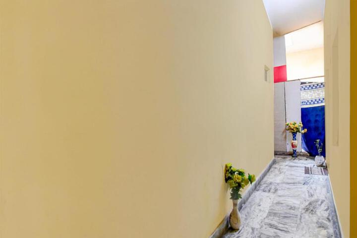 Hotel O by OYO V.K Homestay