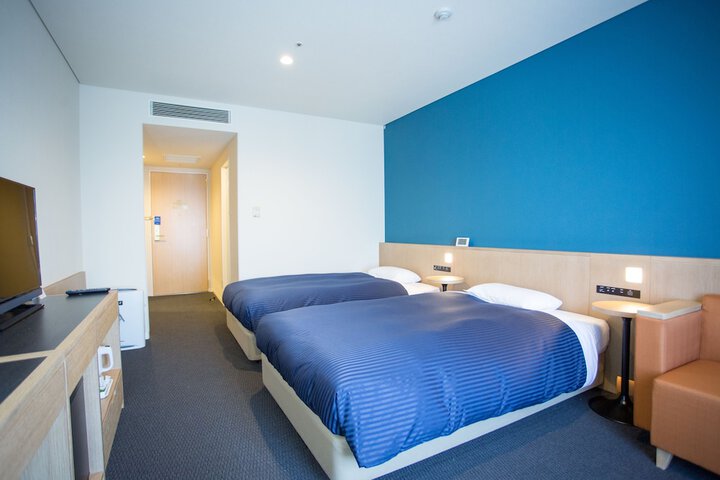 Room 15 of 229