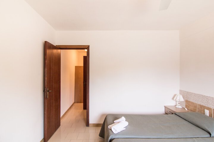 Room 11 of 54