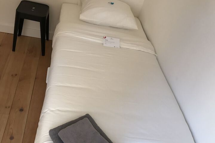 Room 7 of 53