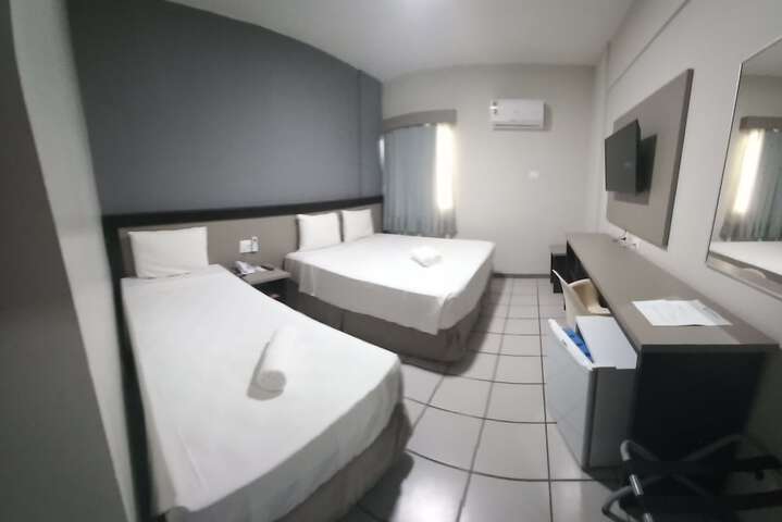 Room 18 of 42