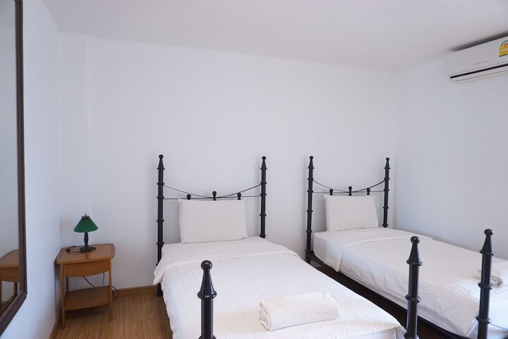Room 15 of 64