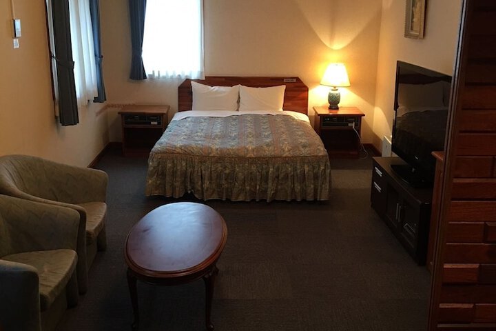 Room 9 of 45
