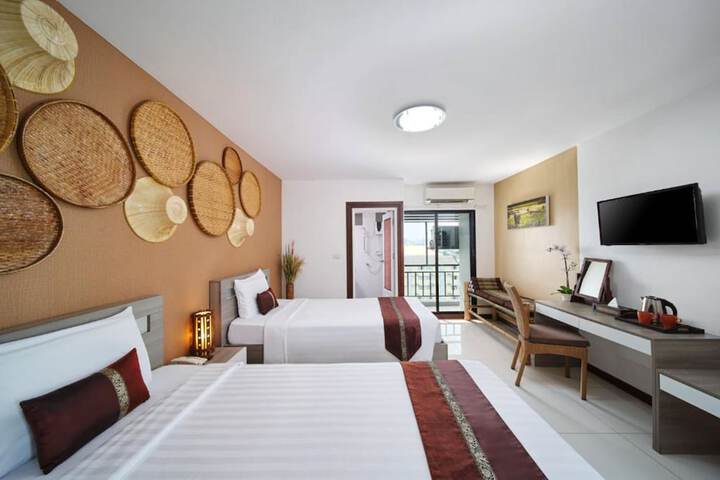Room 21 of 51