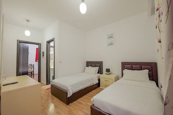 Room 48 of 119