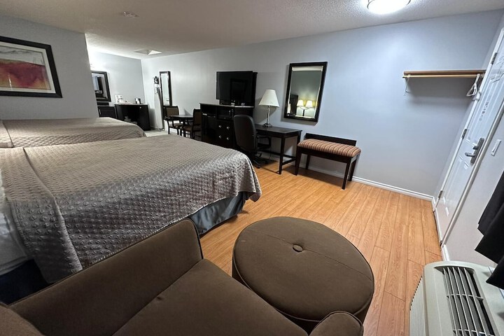 Room 15 of 24