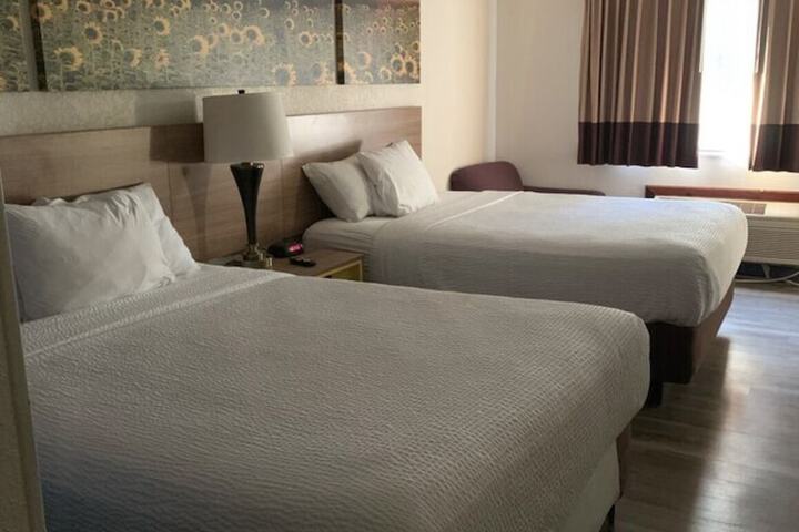 Standard | King Bed (4 of 15)