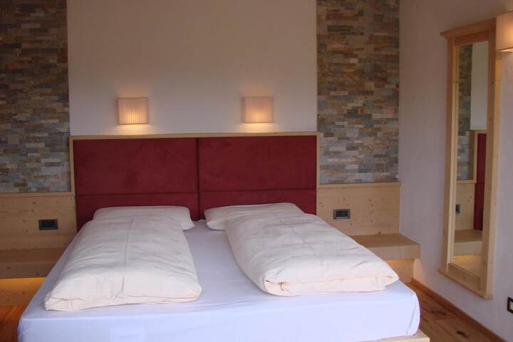 Room 16 of 52
