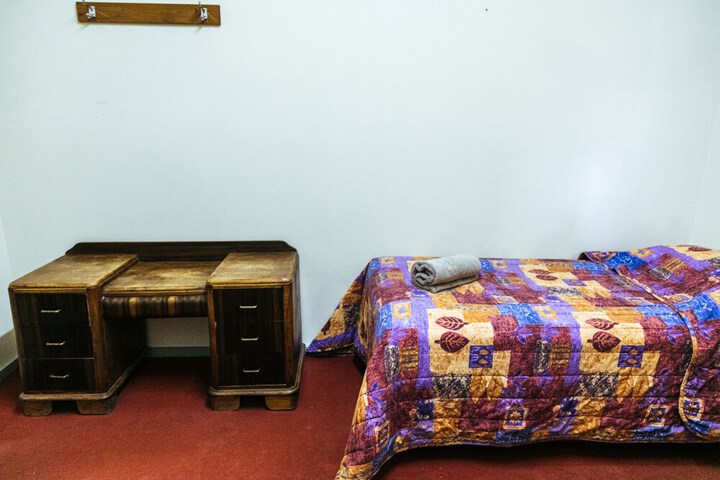 Room 5 of 41