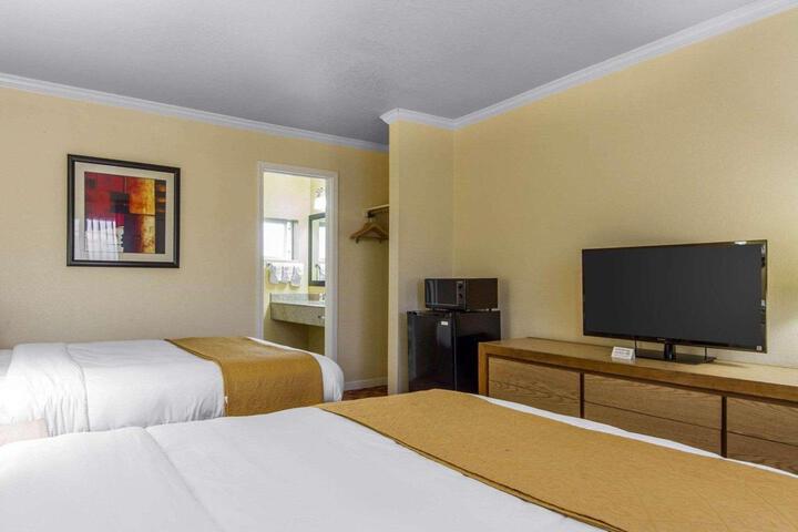 2 Double Bed (14 of 18)