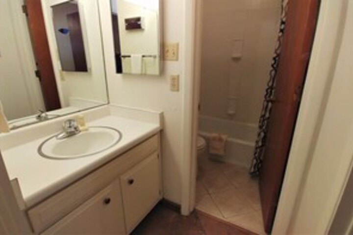 Room 6 of 22