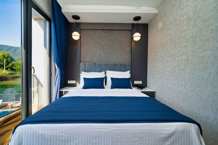 Room 9 of 31