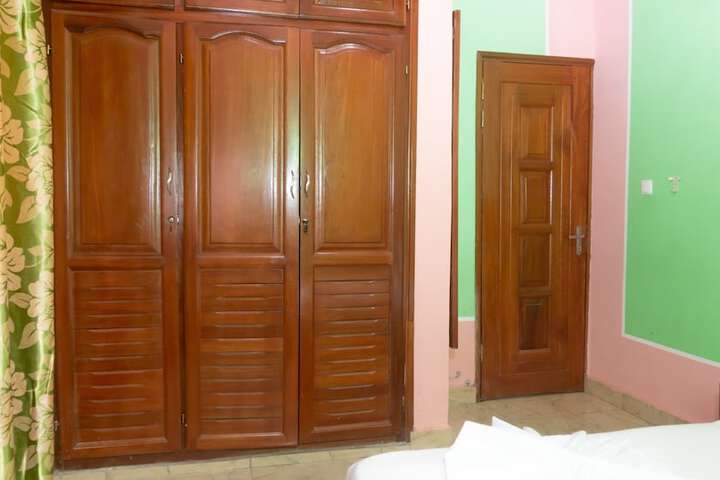 Room 27 of 101