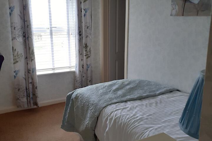 Room 8 of 31