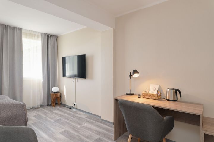 Room 14 of 40
