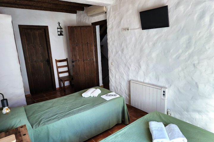 Room 7 of 36