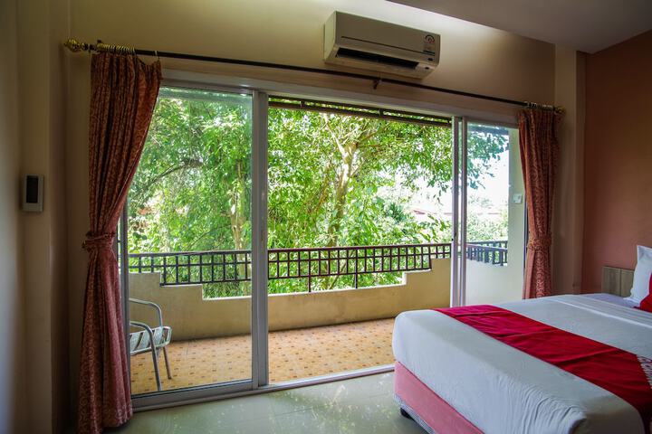 Room 10 of 49