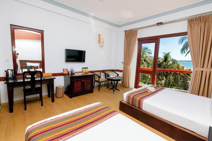 Room 32 of 127
