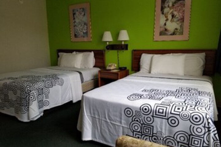 Room 12 of 14