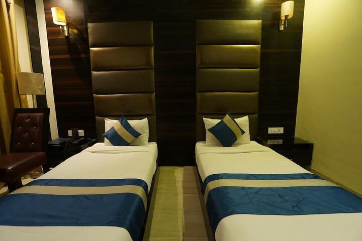 Room 9 of 22