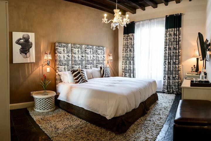 Room 21 of 46
