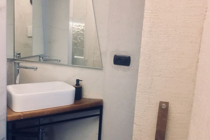 Room 60 of 104