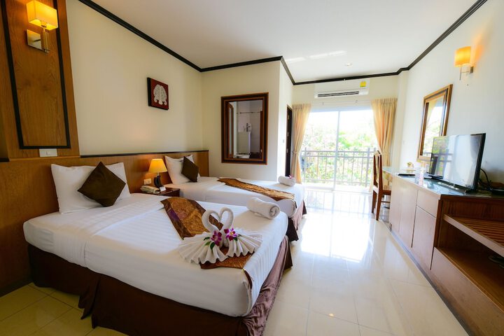 Room 4 of 49