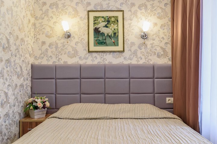 Room 25 of 53