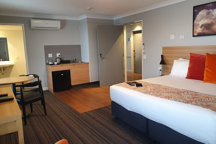 Room 14 of 60