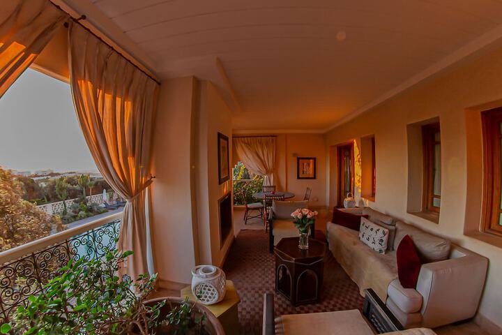 Room 15 of 65