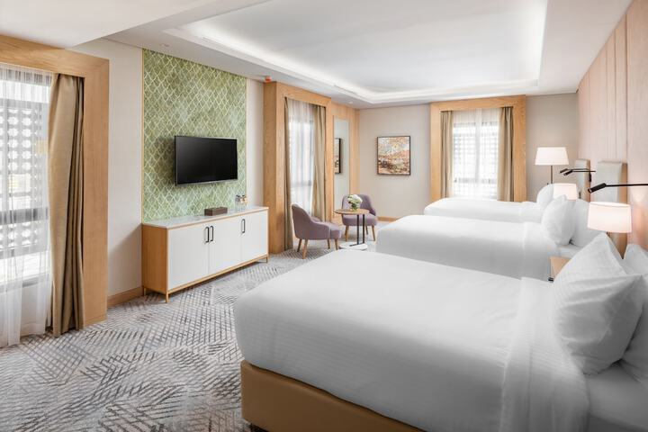 Room 5 of 22