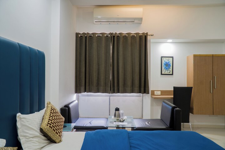 Room 30 of 86